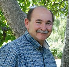 Jim Folsom address the Women of Eagle Scouts Brunch