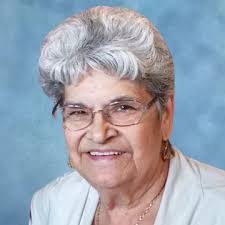 Tracy Benfield's Instagram, Twitter & Facebook