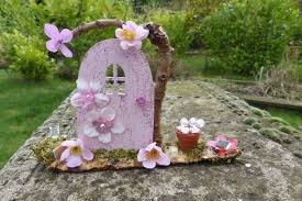 Fairy Door Cadeau D Anniversaire Maison De Fees Cadeau Etsy Fairy Garden Accessories House Gifts Fairy Garden Tools