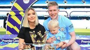 Kevin de bruyne is one of the best midfielders in this era of football. Kevin De Bruyne Wife Michele Lacroix
