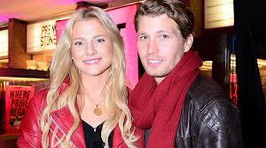 Die schauspielerin veröffentlichte überraschend ein foto, auf dem sie mit einem jungen mann zu sehen. Haben Sich Valentina Pahde Und Raul Richter Heimlich Verlobt