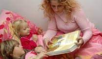 Unser blog beschäftigt sich mit allem rund um das thema mama sein, baby und kleinkind hier findest du wissenswertes zu den themen schlafen, schreien, erziehung, ernährung. Einschlafen Kleine Kinder Am Besten Mit Einem Ritual Ins Bett Bringen