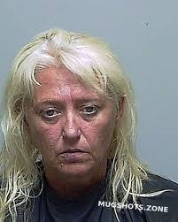 Lynn Blount's Instagram, Twitter & Facebook