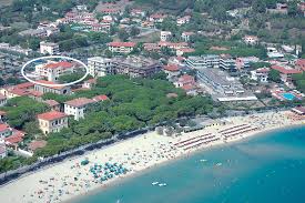 Appartamenti serenity all'isola d'elba sconto del 10% dal 29 maggio al 19 giugno per minimo una settimana di soggiorno gli appartamenti serenity fanno parte di una villa all'interno del parco dell'arcipelago toscano, in collina, a circa 1500 metri dal centro e dalla spiaggia di sabbia di marina di campo, in una location di estrema tranquillità. Orizzonti Appartamenti Marina Di Campo Elba Cod 102