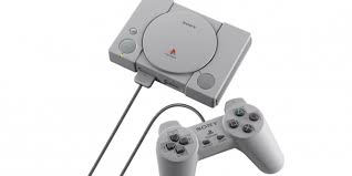 Elle existe en 2 versions : Retro Konsole Sony Playstation Classic Wieder Bei Nur Noch 39 99 Euro Update