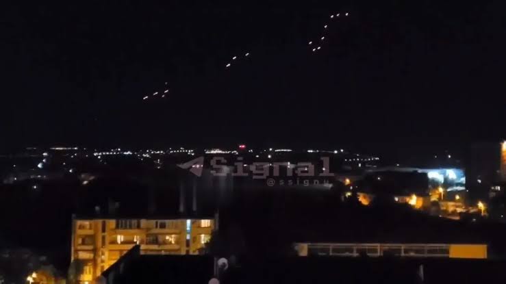 https://encrypted-tbn0.gstatic.com/images?q=tbn:ANd9GcSt2yCP86dAggqfAi-gepRhrKxTjcpzkw0Lgw7jELCn78w91sSzXhnevyyk&s=10