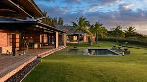 Une Maison Plain Pied Au Cœur D Un Paysage Paradisiaque A Hawaii Maison Plain Pied Belle Maison Maison
