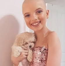 Kira Noble's Instagram, Twitter & Facebook