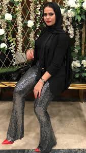 Maybe you would like to learn more about one of these? Pin Von Tom Thompson Auf Hijabi