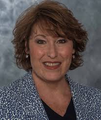 Courtney Worsham's Instagram, Twitter & Facebook