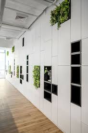 Indoor Garden Office And Office Plants Design Ideas For Summer Design Garden Ideas Indoor Office O Plant Office Design Office Plants Beautiful Office