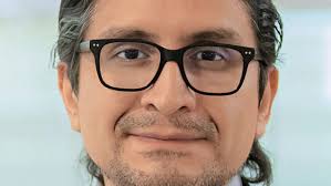 Jorge Pedroza's Instagram, Twitter & Facebook