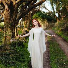 As beltane is the great wedding of the goddess and the god, a couple would have a traditional betrothal for 'a year and a day' after which the couple could decide to renew there vow. Beltaine Natural Hand Fasting Wedding Dress Free Spirit Pagan Clothing Trouwjurk
