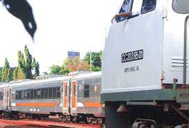 1 kereta api senja utama solo. Rangkaian Ka Gumarang Dan Senja Utama Solo Ganti Formasi Informasi Aktual