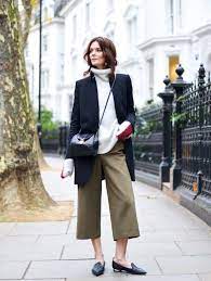 An Incredibly Chic Way To Transition Culottes Into Winter The Edit How To Wear Culottes Culottes Outfit Fashion