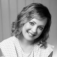 Nadia Currie's Instagram, Twitter & Facebook