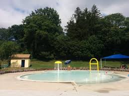 There is plenty of great shopping and. Maplewood Community Pool 187 Boyden Ave Maplewood Nj Swimming Pools Private Mapquest