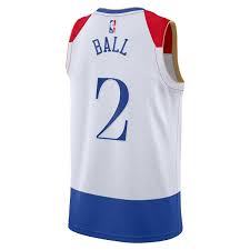 32 punkte, 11 rebounds und 10 assists. Lonzo Ball Trikots Lonzo Ball Hemden Basketball Bekleidung Lonzo Ball Ausrustung Nba Store