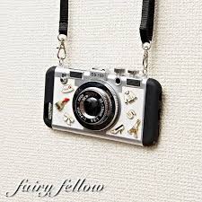 uvレジンやスワロフスキー リボンやデコパージュなどでかわいいあなただけのスマホケースを簡単に手作りしてみませんか 世界に一つだけのオリジナルなスマホケース 今回は そんなハンドメイドのスマホケースの作り方や魅力につていてまとめてみ スマホケース