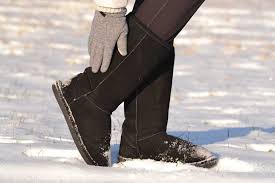 Prevent odors inside your ugg boots by cleaning them after every few wears or more frequently if you wear them in wet weather. How To Clean Ugg Boots Remove Stubborn Stains Oh So Spotless