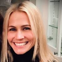 70+ "Holly Lang" profiles