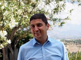 «ολοκληρώνοντας τα τεύχη δημοπράτησης της 33αρας κλειστής πισίνας του εακη και του νέου προπονητηρίου μπάσκετ, βόλεϊ και θα προχωρήσουμε σε μελετοκατασκευή. Ti Leei O Leyterhs Aygenakhs Gia Thn Dikaiwsh Toy Gia Ta Dhmosieymata Gia To Ena Ek Eyrw Goodnet Gr Eidhseis Nea Ar8ra Apo Krhth Re8ymno Xania Hrakleio Lasi8i