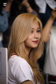 Pin By L0vezone On Sana Hair Asian Beauty Kpop Girls