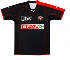 Idoart.dk er en uafhængig formidlingsplatform for kunst med fokus på personlige historier og holdninger, visualitet og proces. Fc Midtjylland Kit History Football Kit Archive