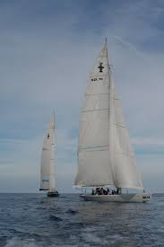 John and i have a very comfy queen sized bed with a deep, thick mattress atop a split box spring. 3 Sheets To The Wind Americas Cup Style Mapio Net