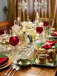 Christmas Table Decor How To Style Your Dining Room Table For Christmas B Christmas Table Decorations Silver Christmas Decorations Unique Christmas Decorations