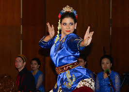 Tari jaipong adalah tari tradisional yang berasal dari sunda, jawa barat. Mengenal 3 Keunikan Tari Jaipong Tarian Khas Jawa Barat Bergaya