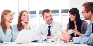 Resultat d'imatges de trabajadores felices