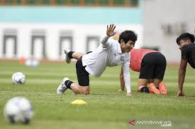 Menurut pria berusia 57 tahun ini, hal itu. Shin Tae Yong Timnas U 19 Hadapi Klub Klub Korsel Di Thailand Antara News