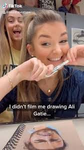 Lauren Beeson's Instagram, Twitter & Facebook