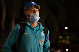 O duelo da 4ª rodada da copa américa 2021 terá transmissão ao vivo da televisão aberta. Escalacao Do Brasil Contra A Venezuela Tem Trio Neymar Jesus E Richarlison 13 06 2021 Uol Esporte