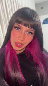 Cande Gonzalez's Instagram, Twitter & Facebook