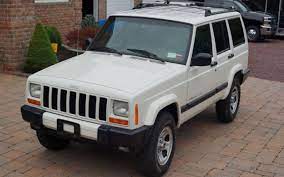 Maybe you would like to learn more about one of these? Turns Out A Practically New Jeep Cherokee Xj Has Been Living In Queens