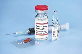 Het wordt in de geneeskunde toegepast als een sterk werkende pijnstiller tijdens operaties, waarvan de effecten redelijk kort aanhouden en waarvan de werking zo nodig snel kan worden opgeheven door toediening van de antagonist. Fentanylhaltige Schmerzmittel Wirkung Anwendung Risiken Medlexi De
