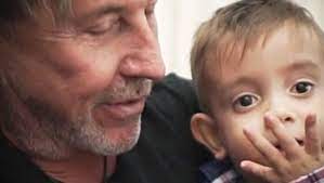 Sueño cumplido!: Montaner cantó con Brunito “La Gloria de Dios”