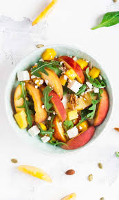 Salade Romaine A La Nectarine Et Mangue Recettes De Cuisine Recette Recette Salade