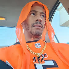 Southern University "Love" Dr. Dr.Price TV . . 幸行喜 . OVE 喜 . م . . . . 백를 .  E . . . . . . .