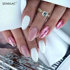 A nagyon rövid köröm manikűrének legfontosabb újdonságai, a rövid körmök kialakításának trendei és divat. 210 Oszi Kormok Autumn Nails Ideas Kormok Oszi Kormok Trendek