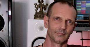 Mixing & Mastering Engineers, Producers & Songwriters who worked with  Island Records