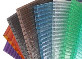 Jenis bahan kanopi ini tentu saja lebih kuat dan awet dibanding jenis polycarbonate, karena atap kanopi ini bisa bertahan lebih dari 30 tahun. Jenis Bahan Terbaik Atap Kanopi Minimalis 2019