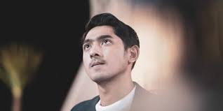 Nonton sinetron, ftv & film arya saloka terlengkap 2021. Kini Jadi Artis Papan Atas Ini 4 Potret Arya Saloka Sebelum Terkenal Merdeka Com