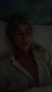 ROBYN SINCLAIR (@robynh0od)