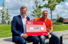 De banken zijn betrokken bij het proces van de invoering van innovatieve technologieën om een betere service te bieden aan klanten zoals u. Landesgartenschau Bank Ubernimmt Bank Patenschaft In Direkt Die Zeitung Fur Ingolstadt 100 Regional