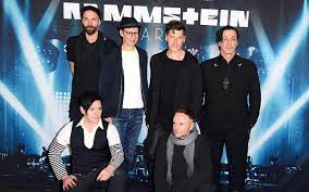 Последние твиты от rammstein (@rsprachrohr). Die Ersten Clips Zum Neuen Rammstein Album Sind Da