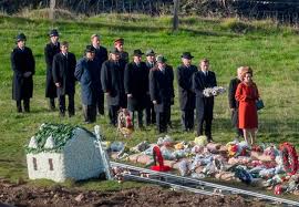 Only 30 guests were attendance at the service and these included all of philip's children and. The Crown S Olivia Colman Portrays Grieving Monarch Elizabeth Ii At Aberfan Funeral After 144 Died In 1966 Tragedy Mirror Online