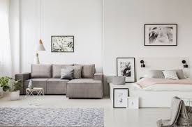 Wir zeigen dir die besten ideen für dein wohnzimmer, kinderzimmer, die küche, den essplatz oder dein bad. Kleine Zimmer Einrichten 20 Tipps Fur Kleine Wohnungen